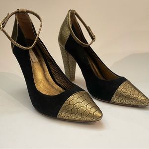 Black and Gold heels